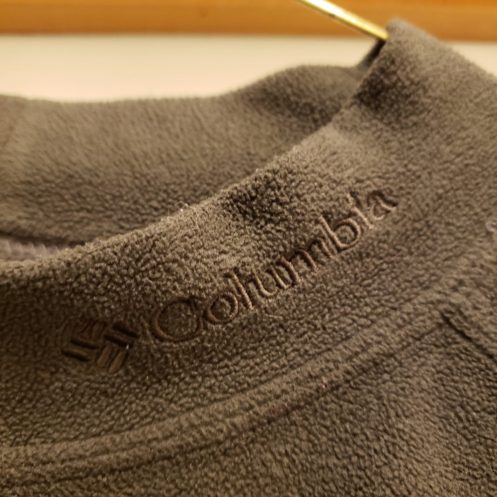 Mens Columbia pullover